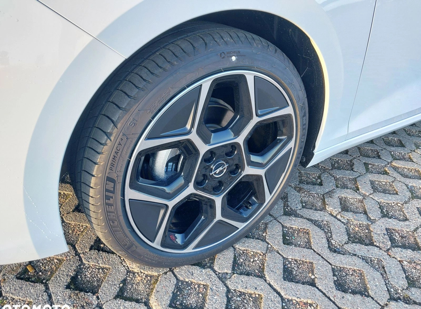 Opel Astra cena 135800 przebieg: , rok produkcji 2024 z Karlino małe 379
